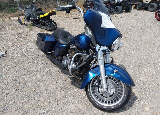 2012 HARLEY DAVIDSON Street Glide 103