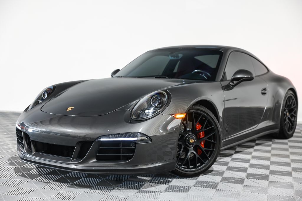 2015 PORSCHE 911
