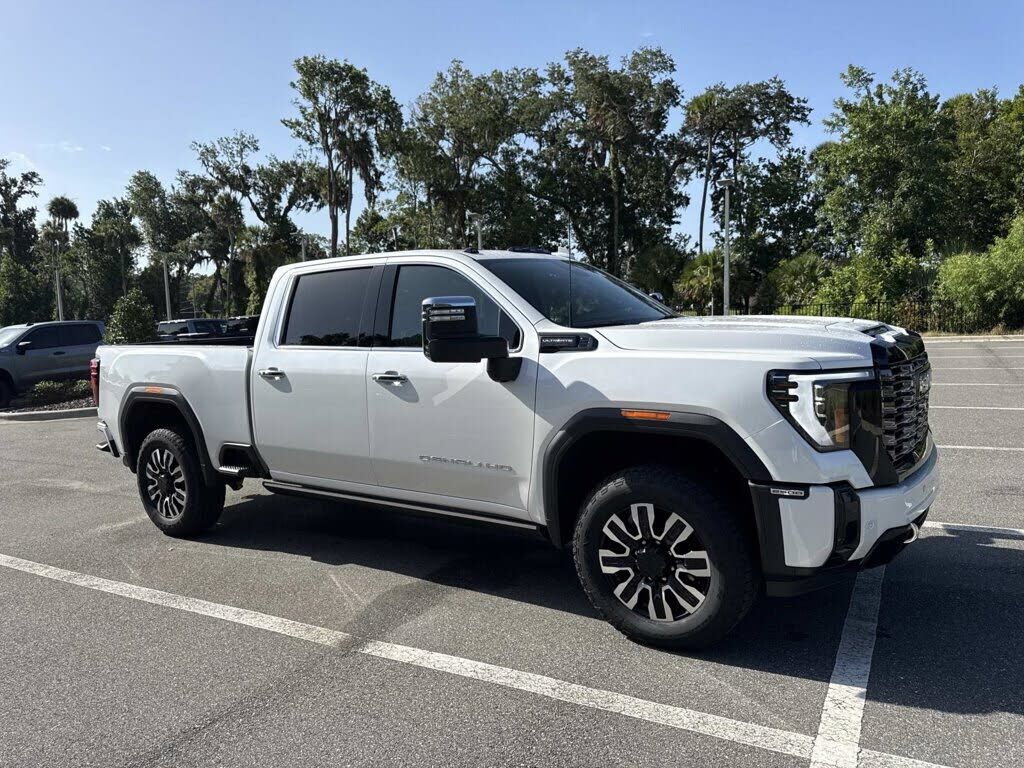2025 GMC Sierra HD