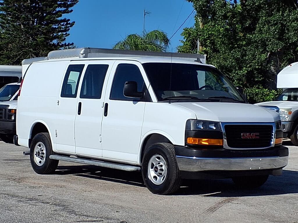 2021 GMC Savana