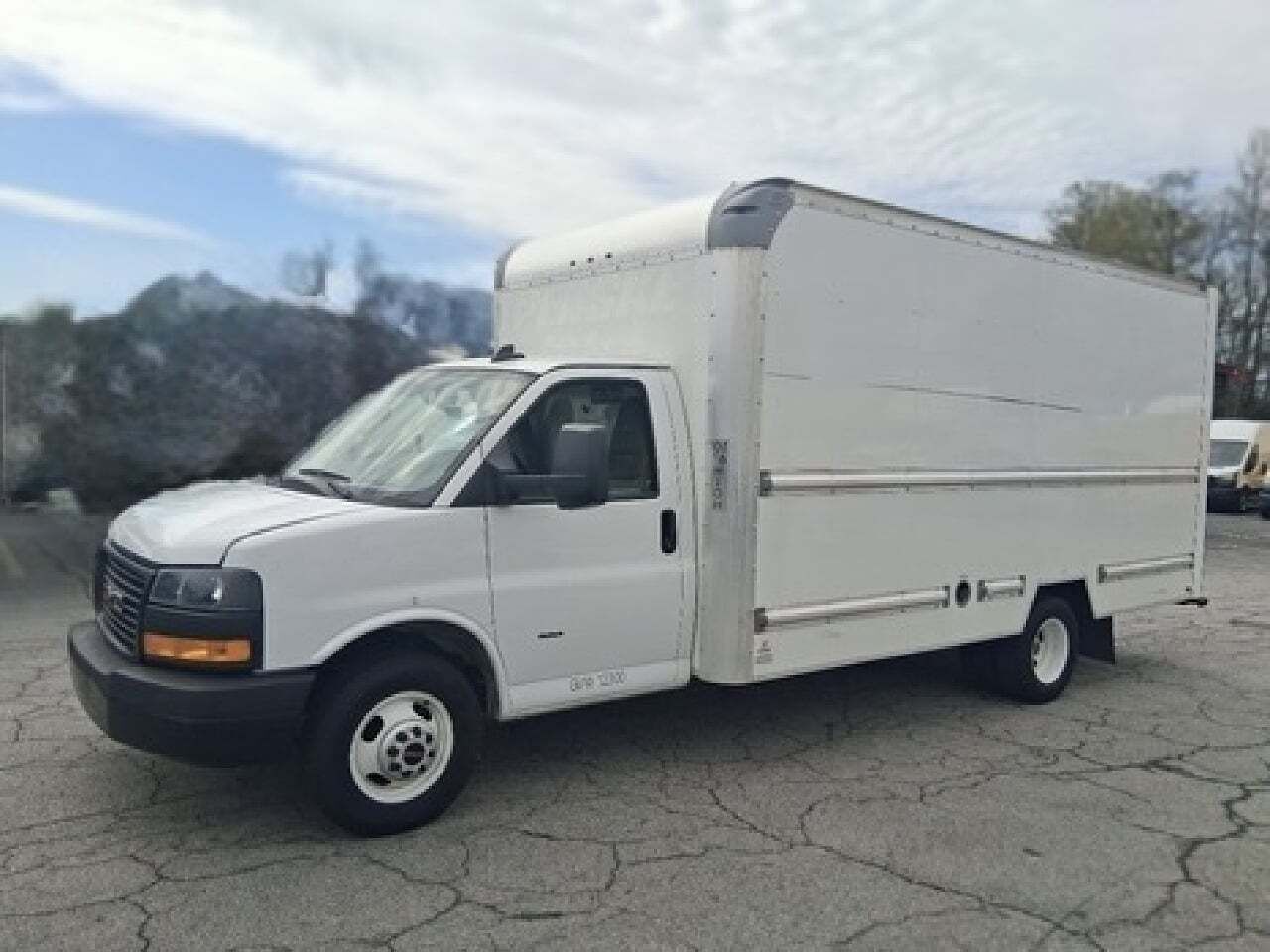 2021 GMC Savana