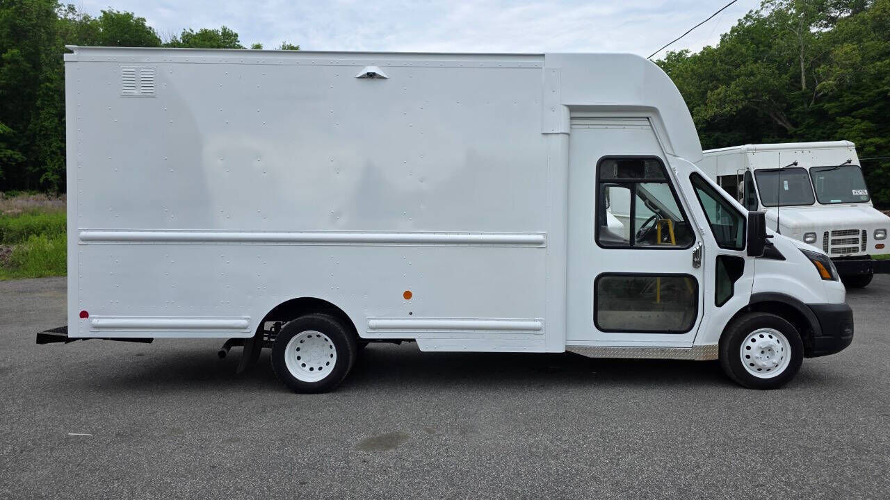 2021 FORD Transit