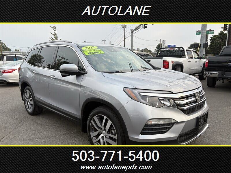 2017 HONDA Pilot