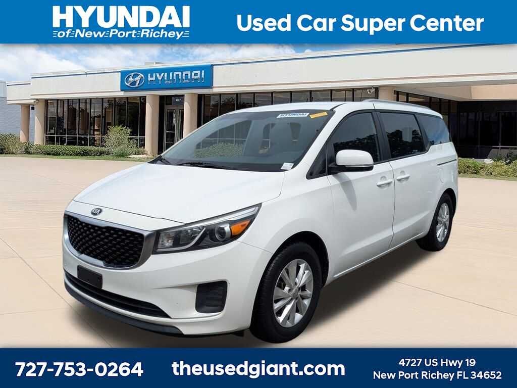 2016 KIA Sedona