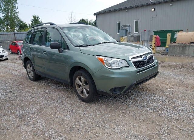 2015 SUBARU Forester