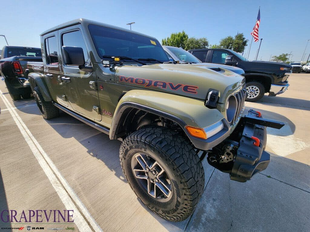 2025 JEEP Gladiator