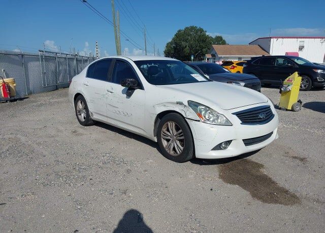 2011 INFINITI G37