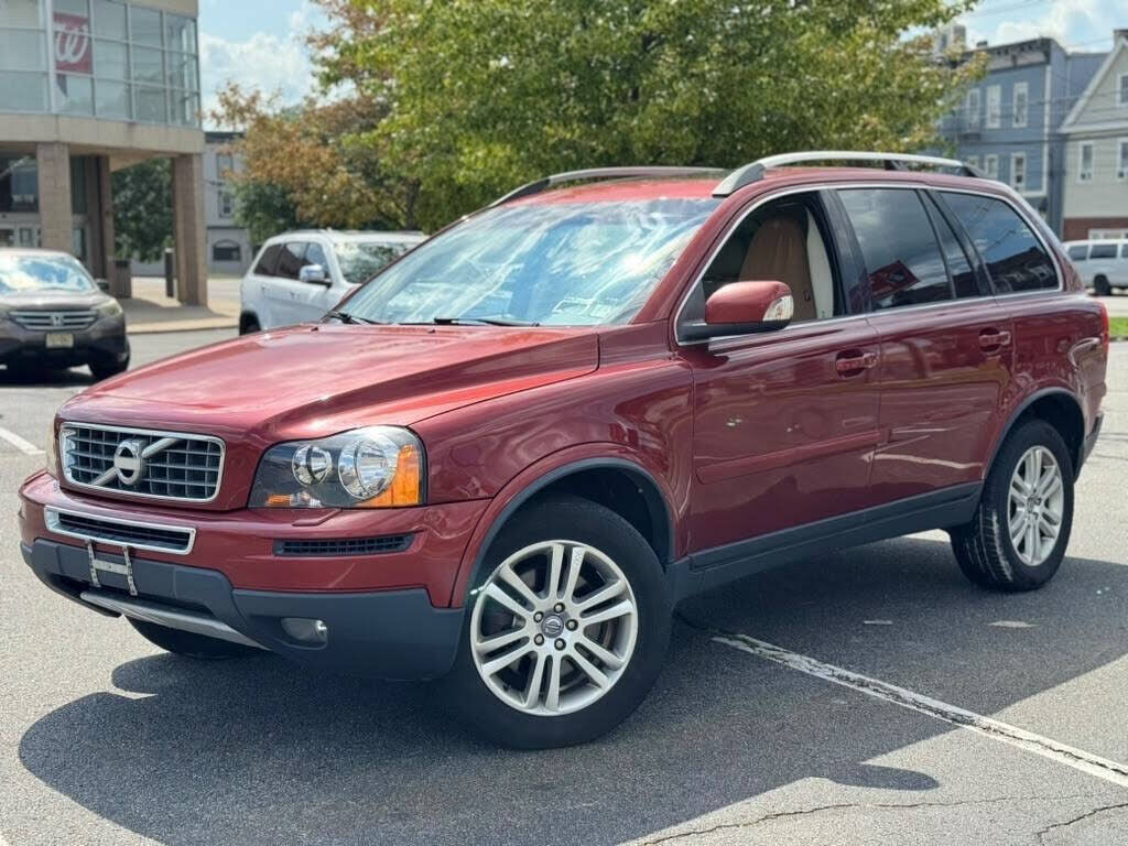 2011 VOLVO XC90