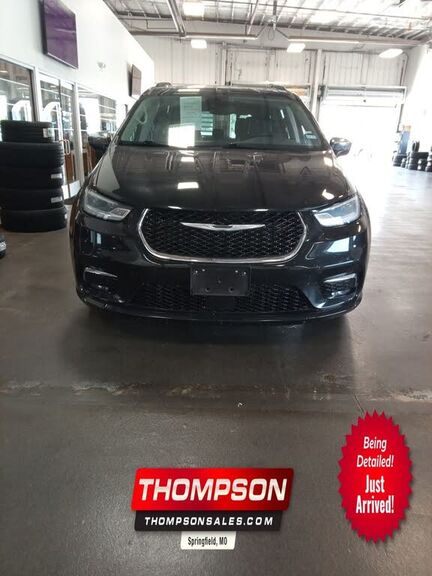 2023 CHRYSLER Pacifica