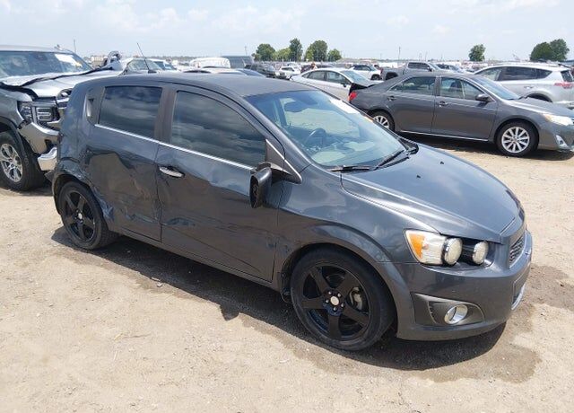 2013 CHEVROLET Sonic