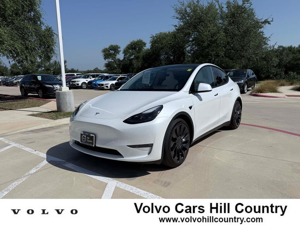 2023 TESLA Model Y