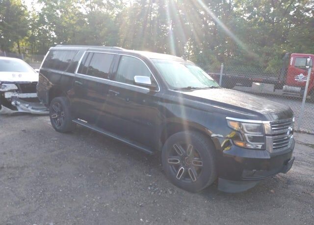 2015 CHEVROLET Suburban