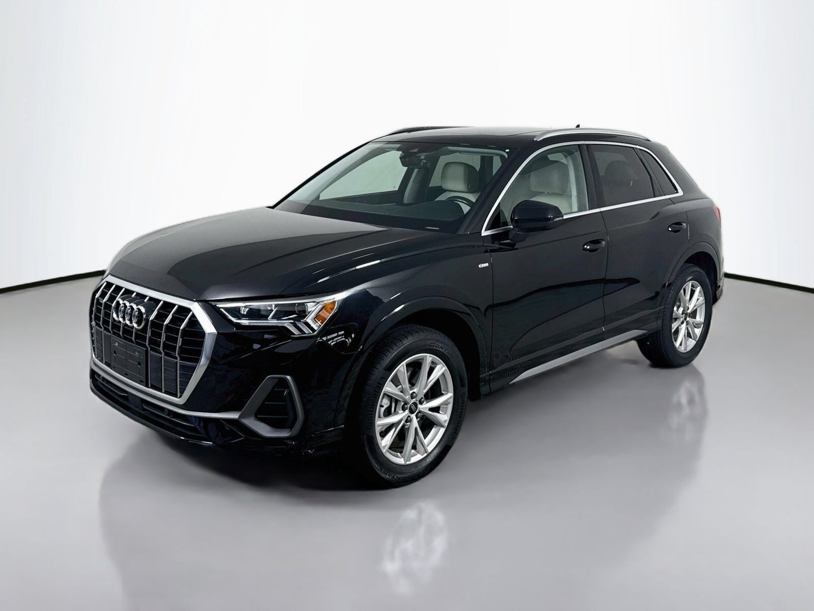 2023 AUDI Q3