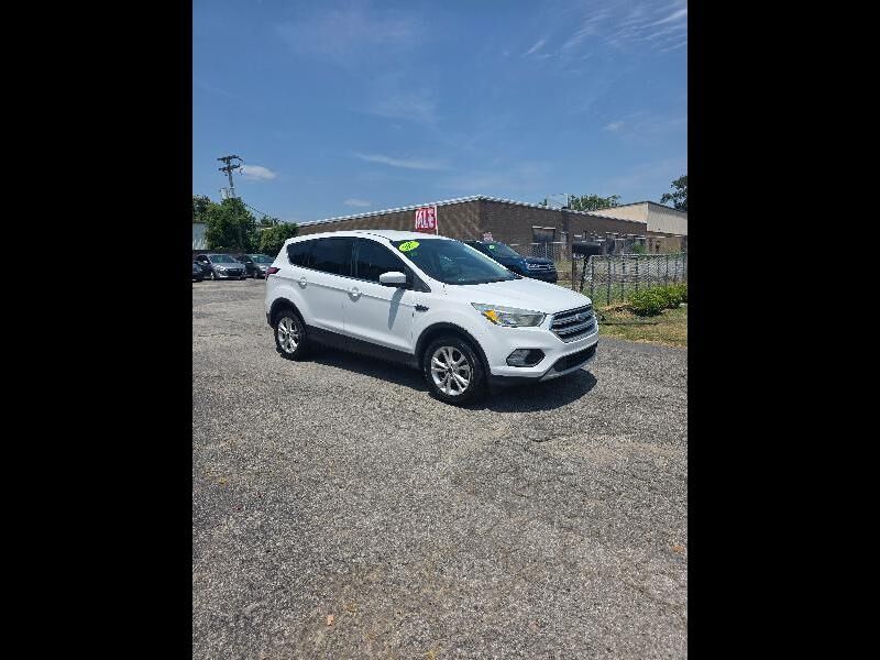 2017 FORD Escape
