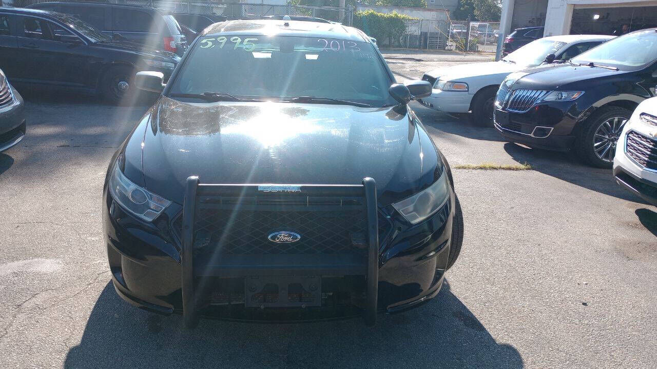 2013 FORD Taurus