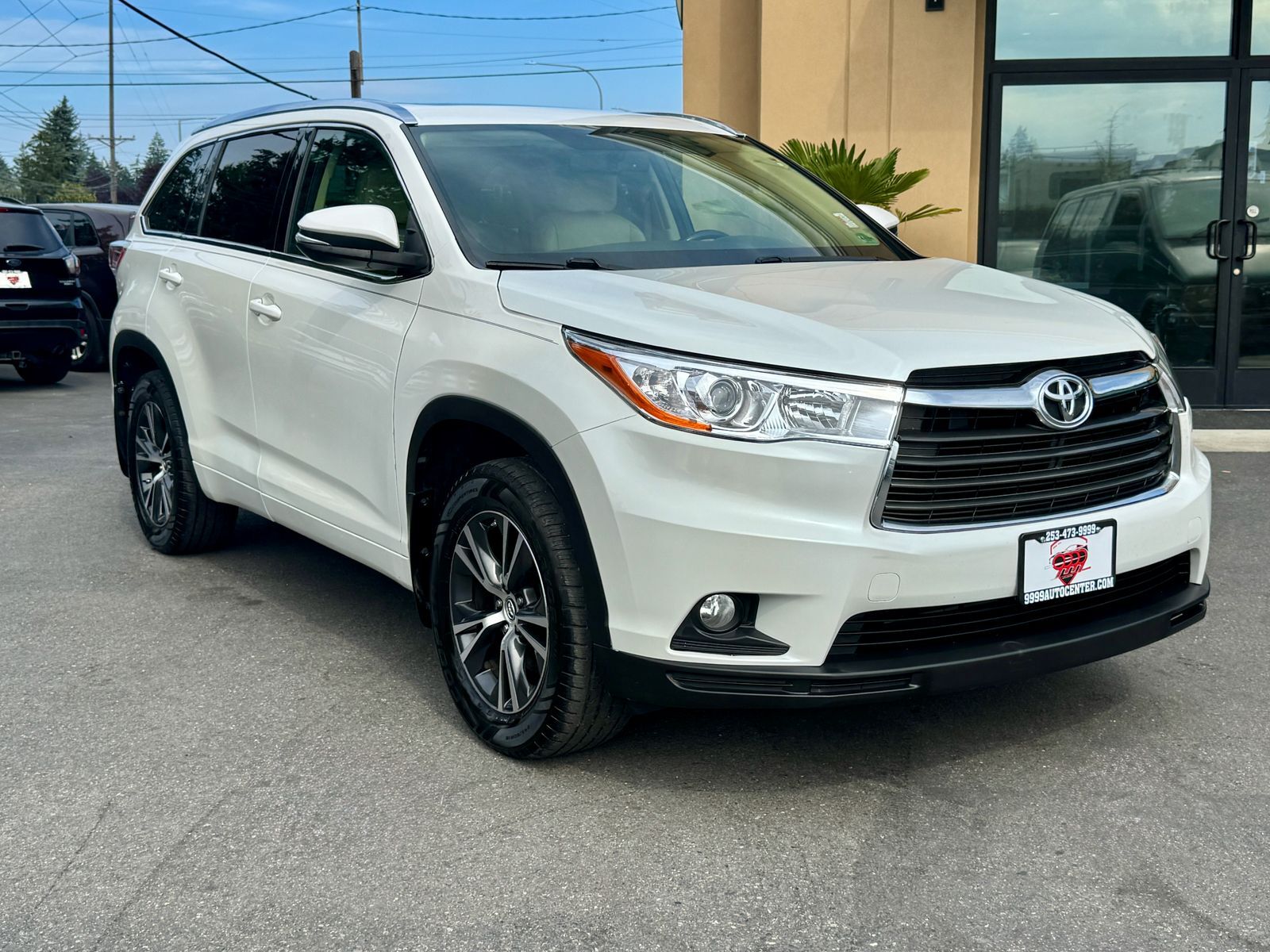 2016 TOYOTA Highlander
