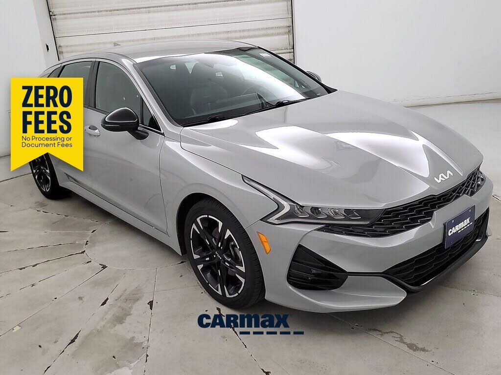 2022 KIA K5