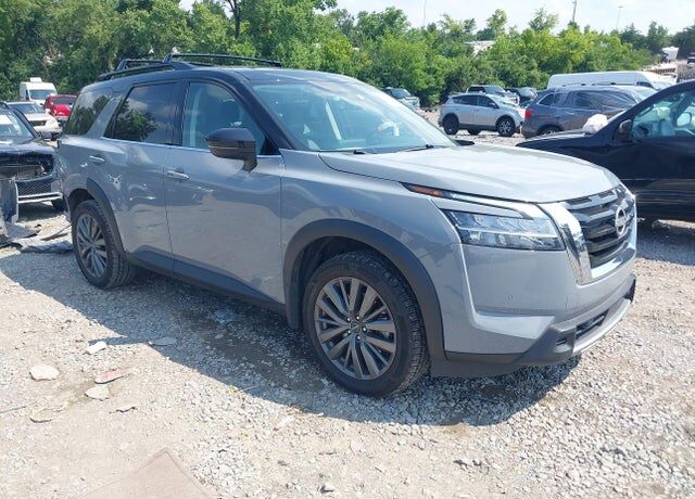 2024 NISSAN Pathfinder