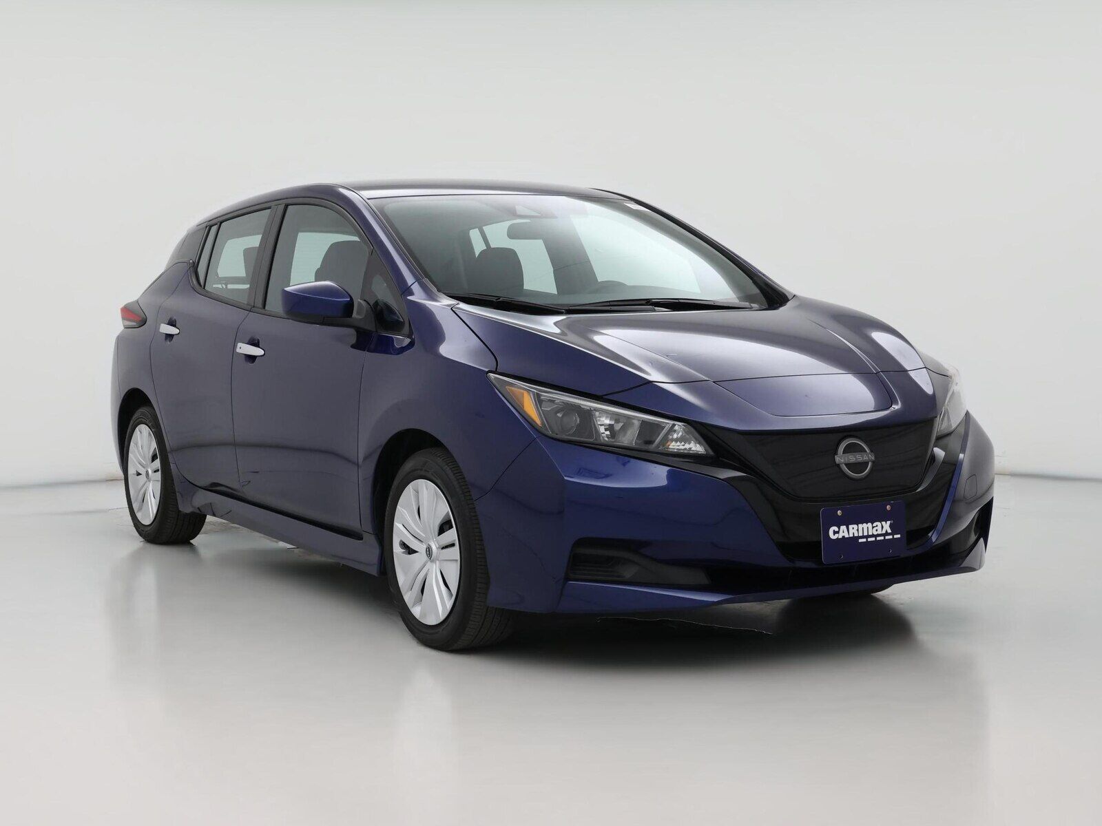 2025 NISSAN Leaf