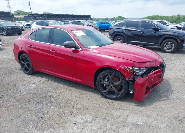 2017 ALFA ROMEO Giulia