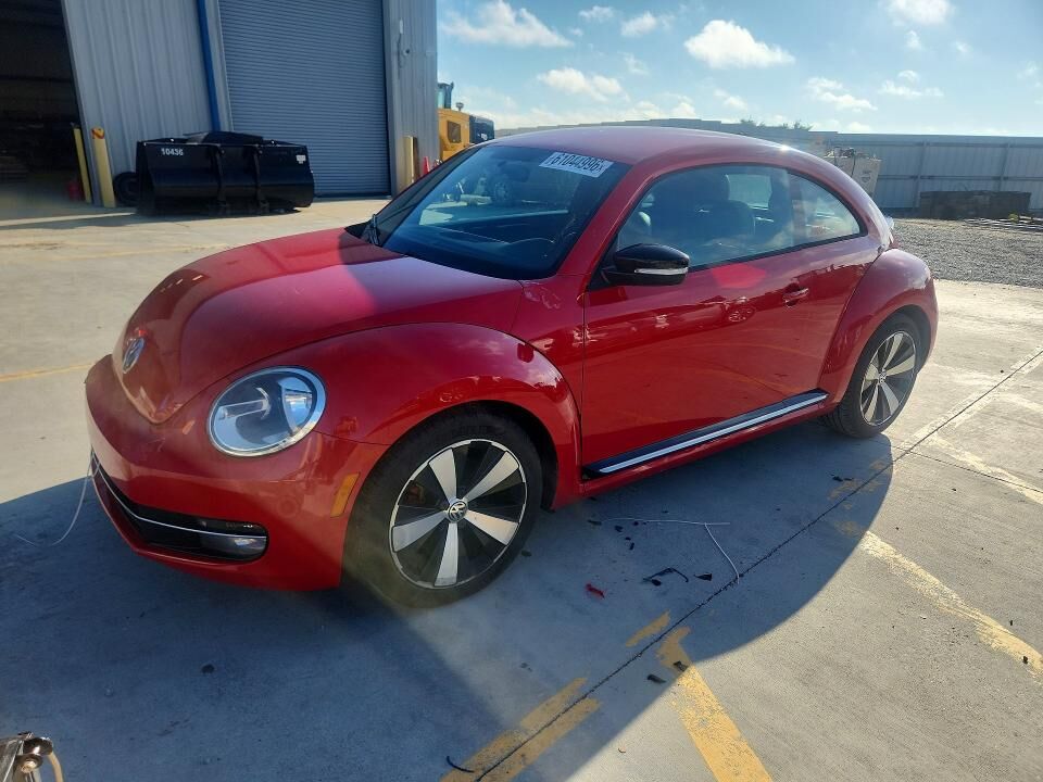 2012 VOLKSWAGEN Beetle