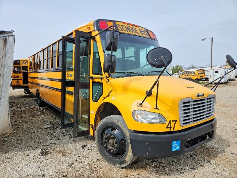 2012 FREIGHTLINER B2 Bus Chassis