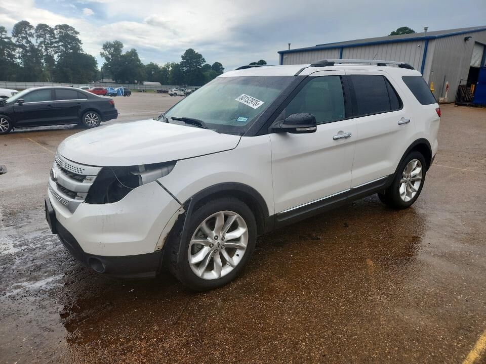 2014 FORD Explorer