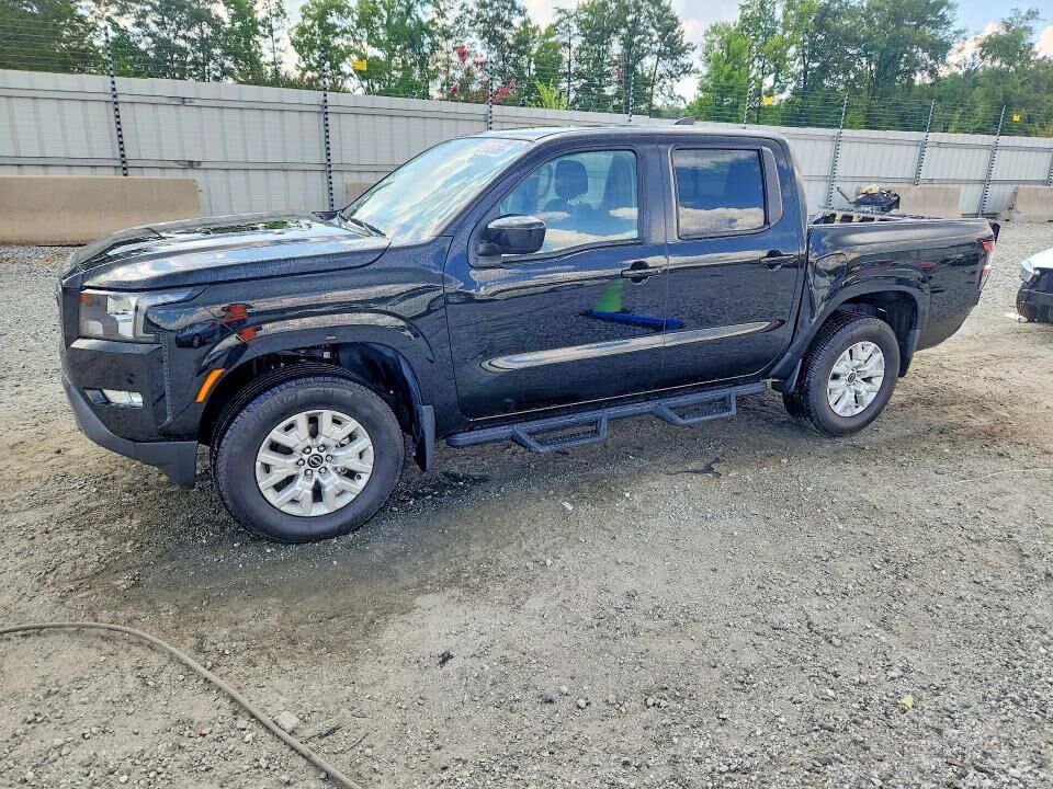 2024 NISSAN Frontier