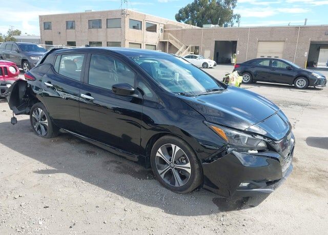 2021 NISSAN Leaf