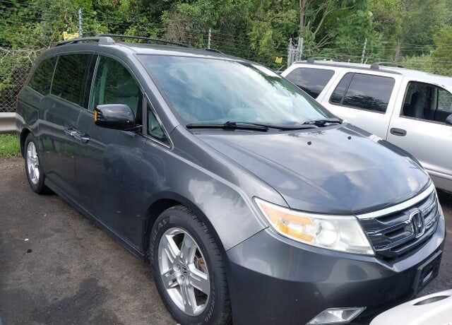 2013 HONDA Odyssey