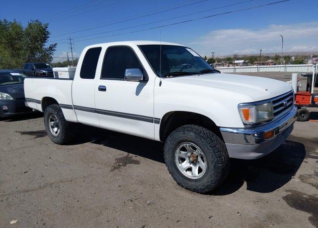 1998 TOYOTA T100