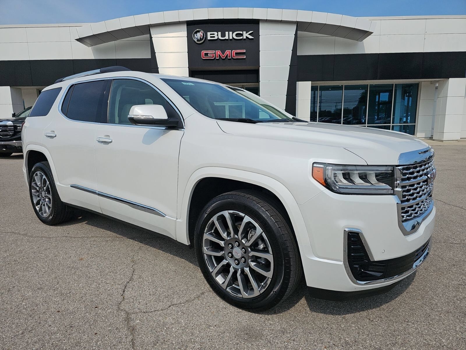 2023 GMC Acadia