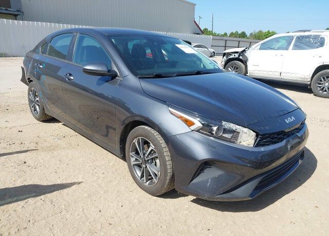 2023 KIA Forte