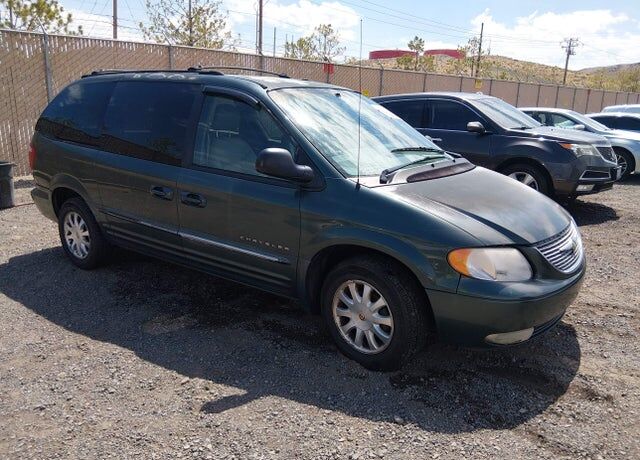2001 CHRYSLER Town and Country