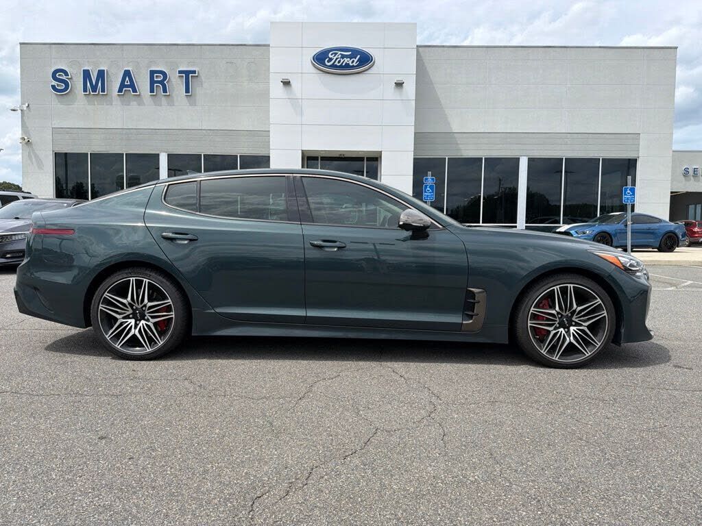 2022 KIA Stinger