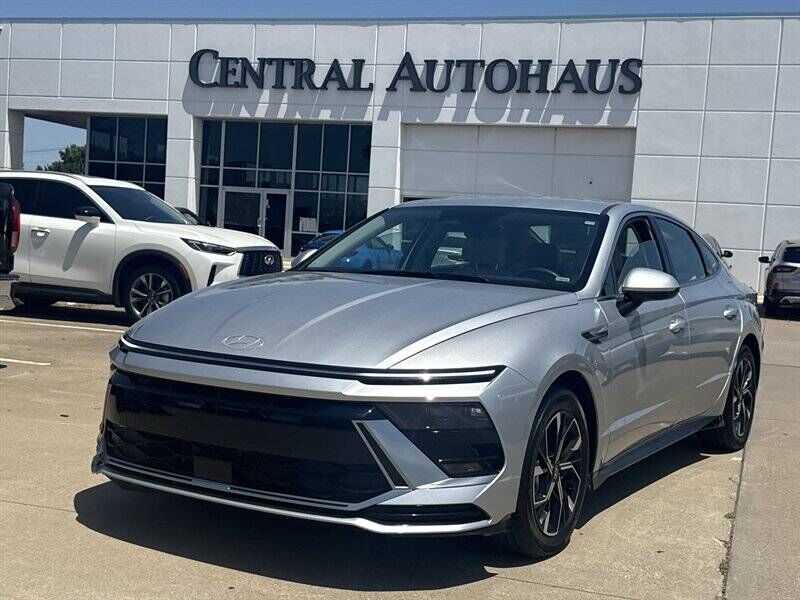 2025 HYUNDAI Sonata