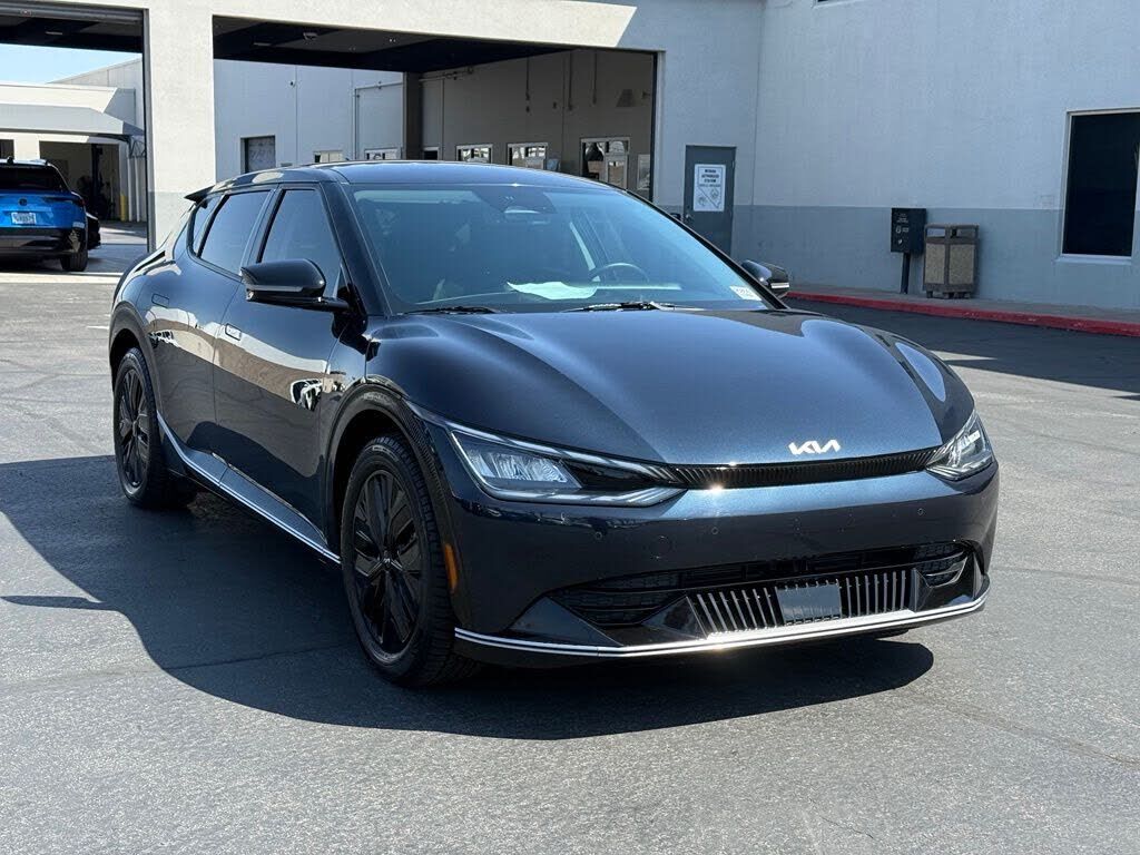 2022 KIA EV6