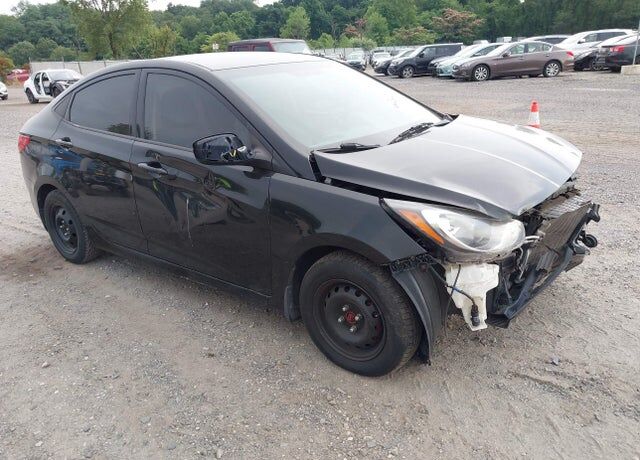 2014 HYUNDAI Accent
