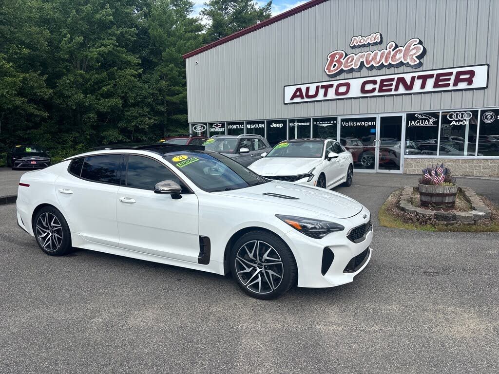 2022 KIA Stinger