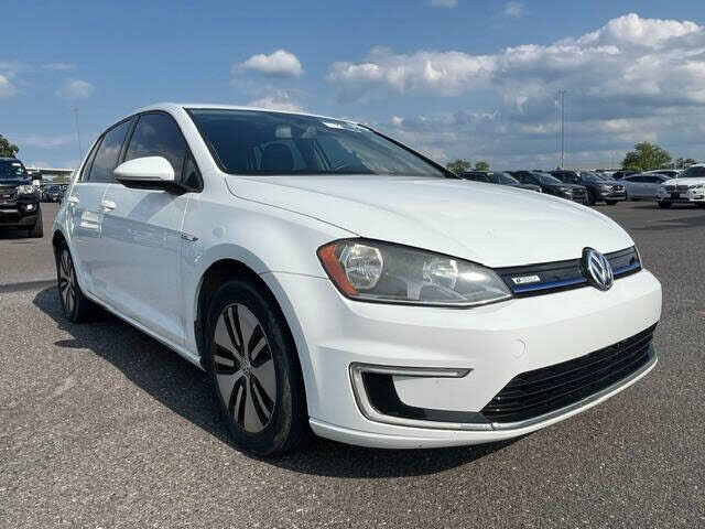 2016 VOLKSWAGEN e-Golf