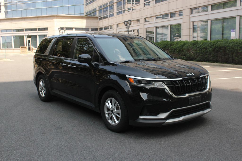 2024 KIA Carnival
