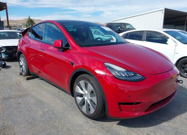 2022 TESLA Model Y
