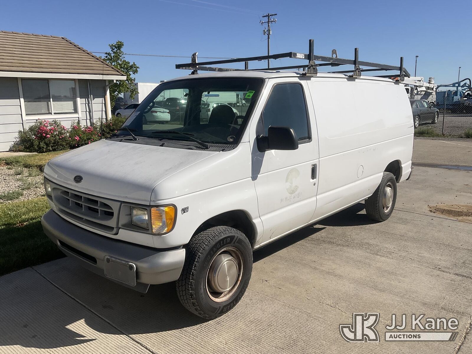 2002 FORD E-250