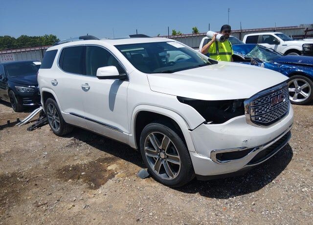 2017 GMC Acadia