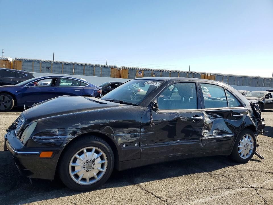 2000 MERCEDES-BENZ E-Class
