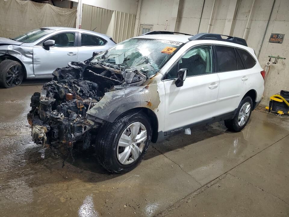 2015 SUBARU Outback