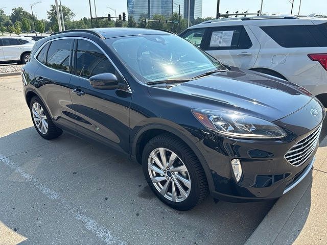 2021 FORD Escape