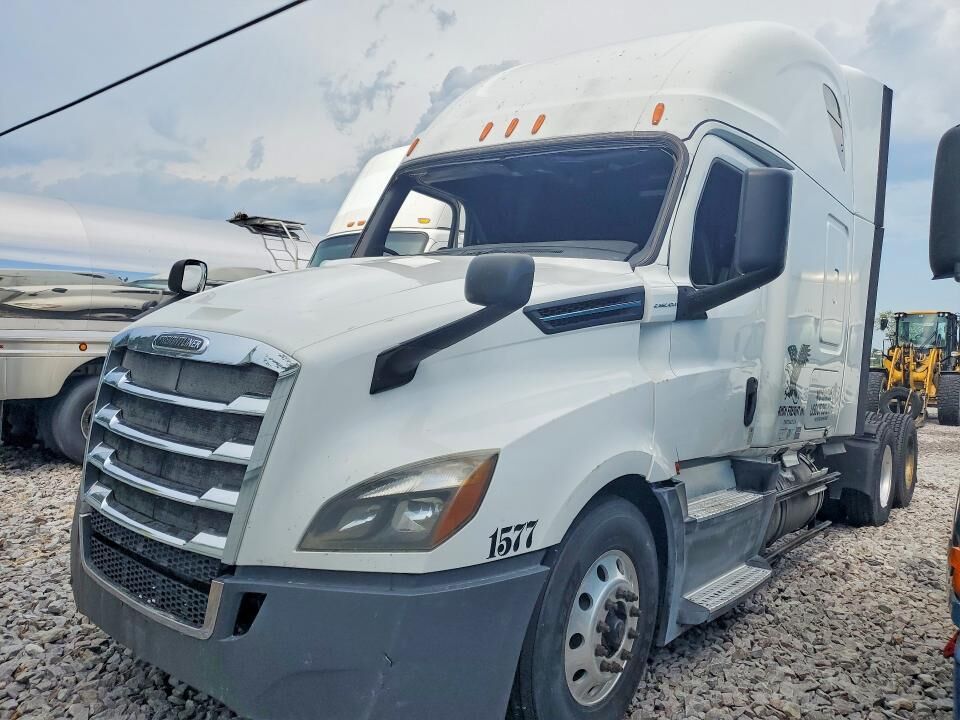 2019 FREIGHTLINER New Cascadia 126" Sleepercab