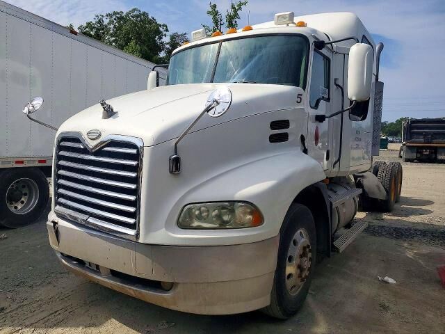 2006 MACK CXN
