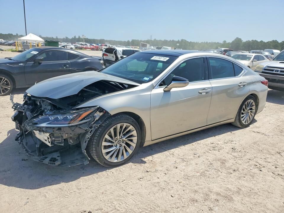2020 LEXUS ES